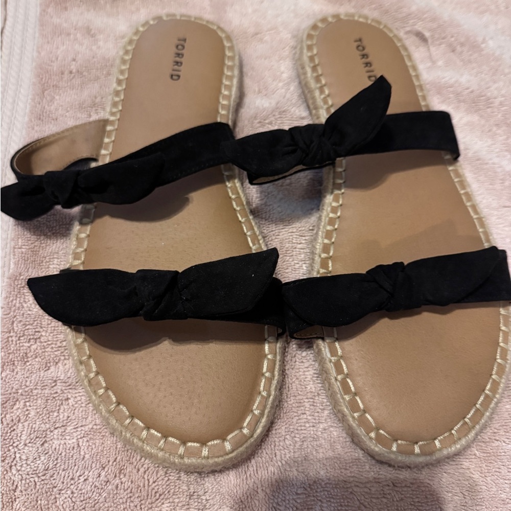 Torrid Black Bow Accent Sandals
